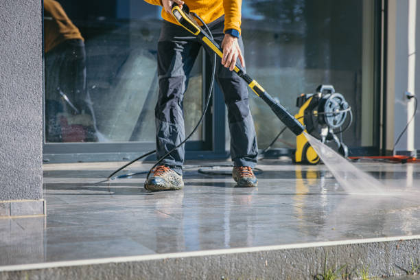 Best Pool Deck Cleaning  in Sebring, FL